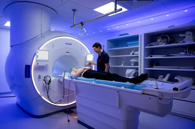 OLVG West accelerates MRI scans with AI technology